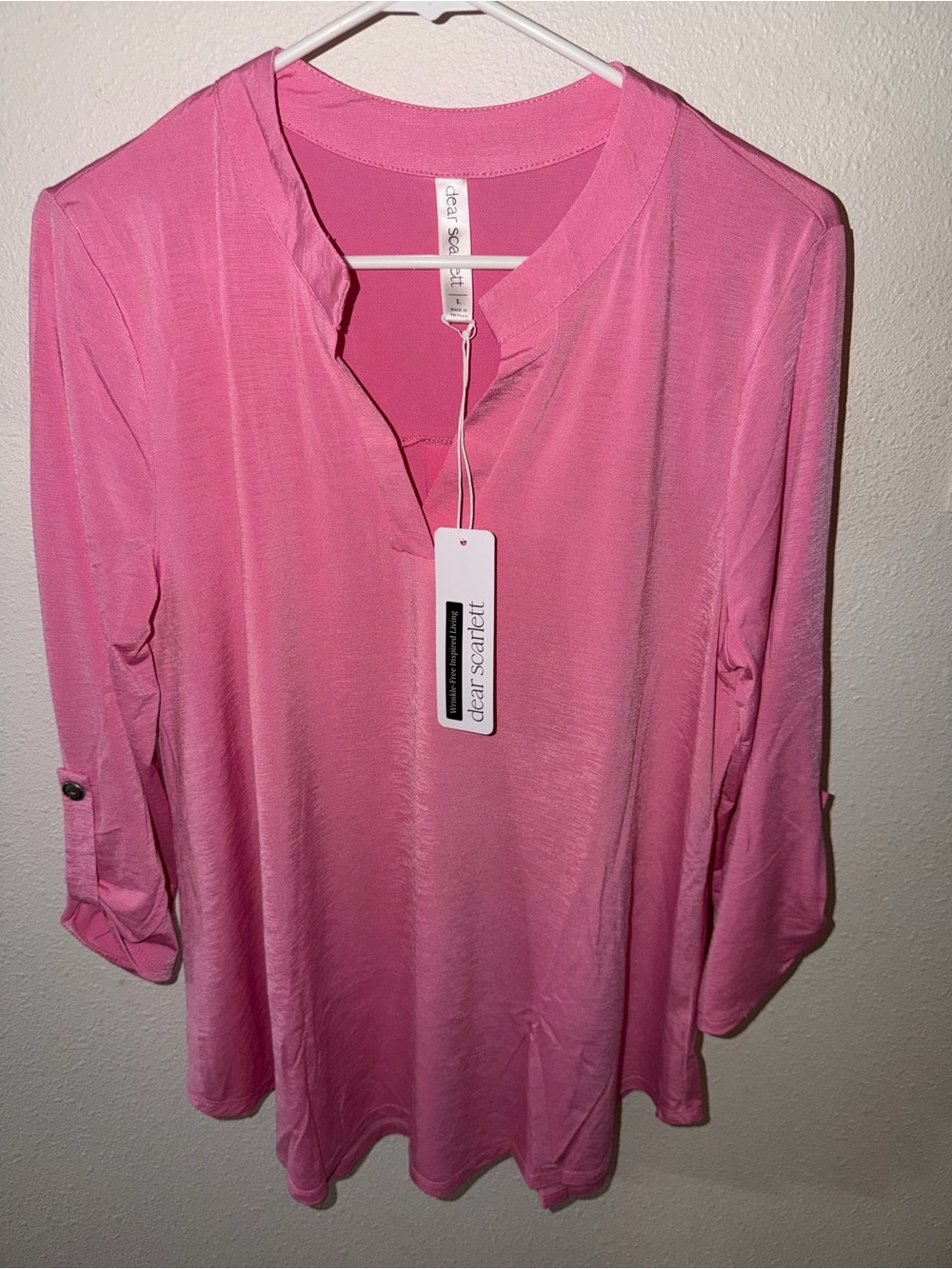 Dear Scarlett Pink Split V-Neck Roll-Tab Sleeve Tunic NWT - Picture 7 of 10